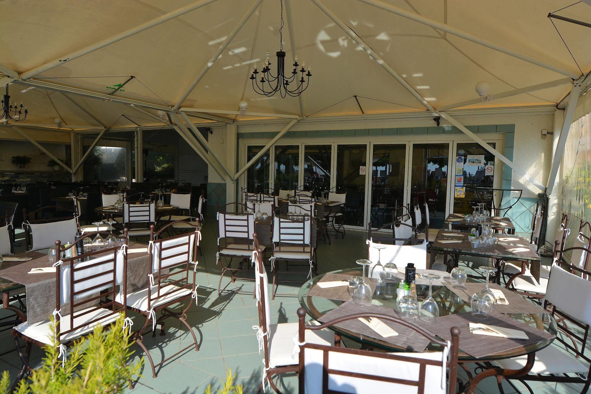 Marina Doru Villa Ghisonaccia Exterior foto